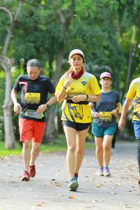 BIB: 0528, 1271, 0034, 
                            <button type="button" onclick="openModal(5124760)" class="btn btn-primary btn-sm float-right btn-popup" data-toggle="modal" data-target=".modal-high-quality">
                        <i class="fas fa-shopping-cart"></i> Add to Cart
                    </button>
                                            <button type="button" onclick="isThisMe(5124760, true)" class="btn btn-success btn-sm float-right btn-popup btn-isme hidden" data-toggle="tooltip" data-placement="bottom" title="นี่คือรูปของคุณใช่ไหม คลิกที่นี่เพื่อเอาเข้าอัลบั้ม">
                        <i class="fas fa-plus"></i> Add to album
                    </button>
                    <button type="button" onclick="isThisMe(5124760, false)" class="btn btn-warning btn-sm float-right btn-popup btn-isnotme hidden">
                        <i class="fas fa-ban"></i> Remove from album
                    </button>